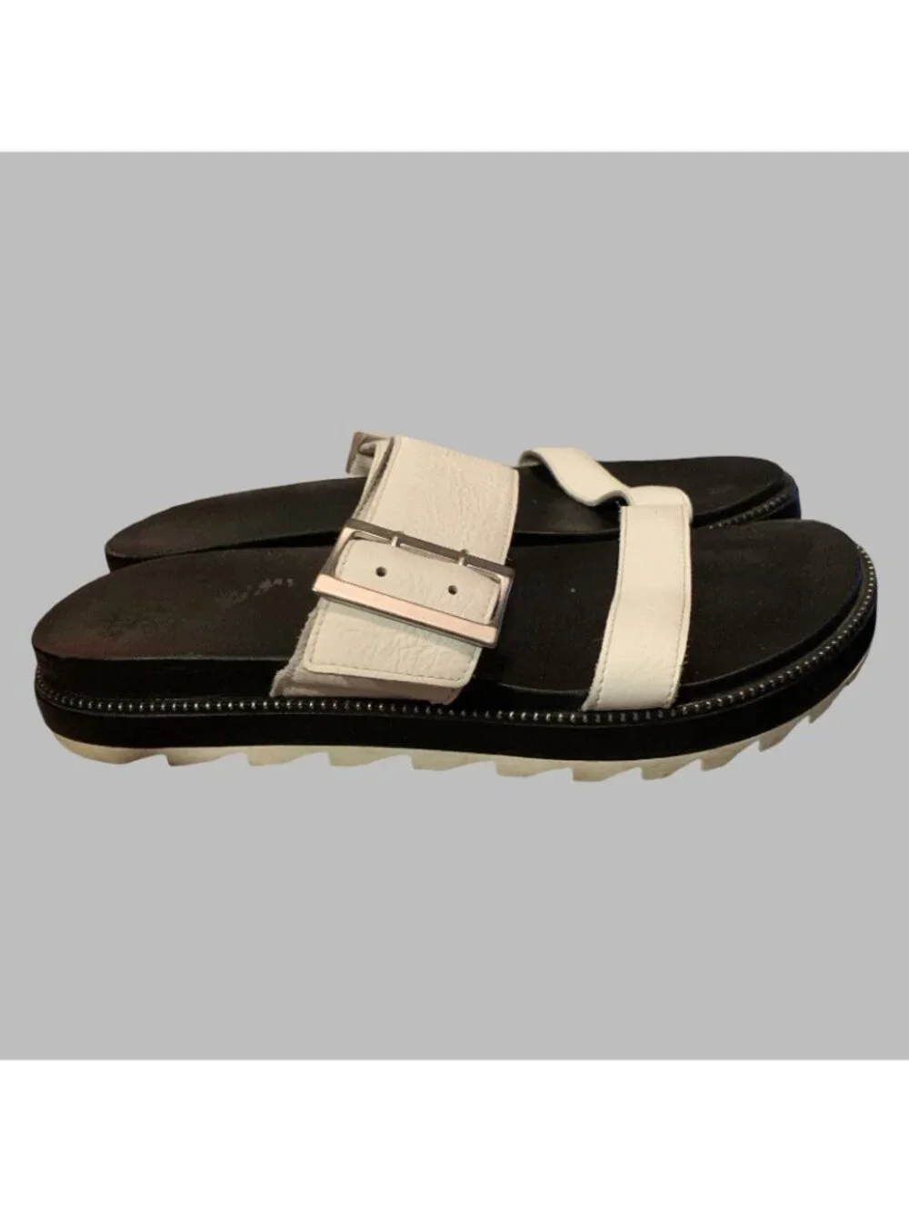 Sorel Roaming Buckle Slide Sandals Women's 10 Black And White Comfort Summer - Picture 3 of 7